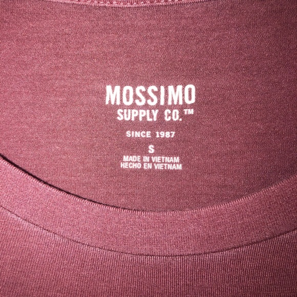 Cute tee - Picture 3 of 3